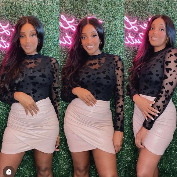 Mock Neck Sheer Velvet Heart Bodysuit - Picture 2 of 3